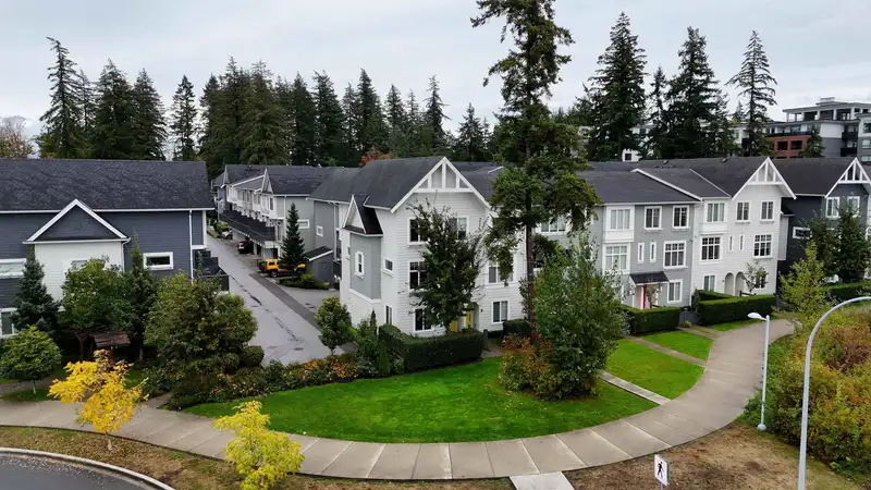 58 16678 25 AVENUE - photo 1 of 40