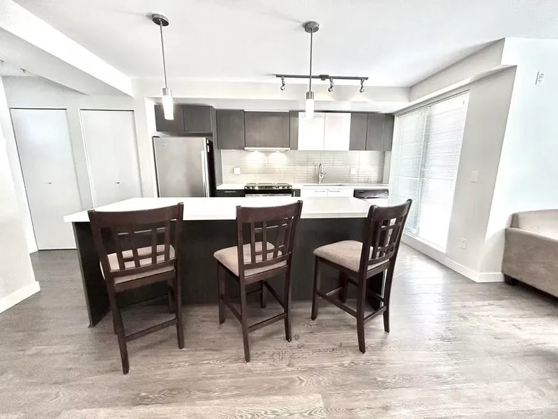 210 618 LANGSIDE AVENUE - photo 2 of 15