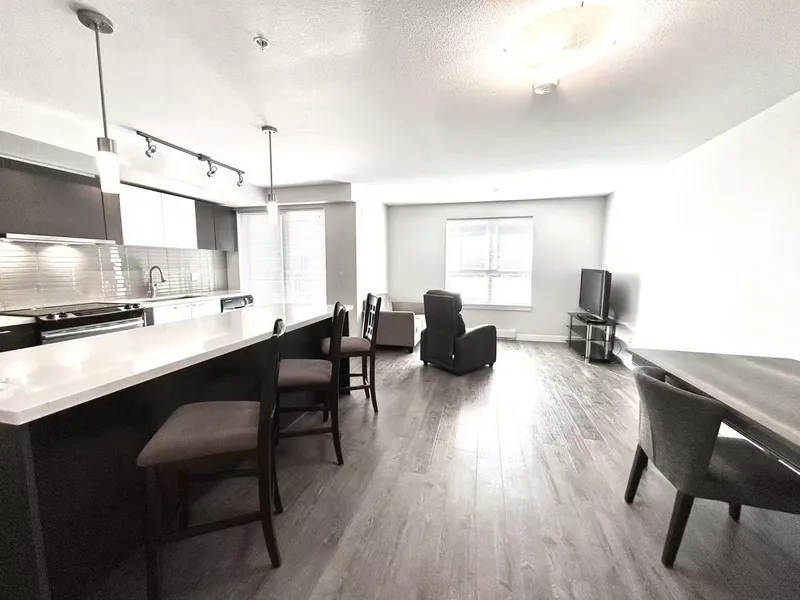 210 618 LANGSIDE AVENUE - photo 3 of 15