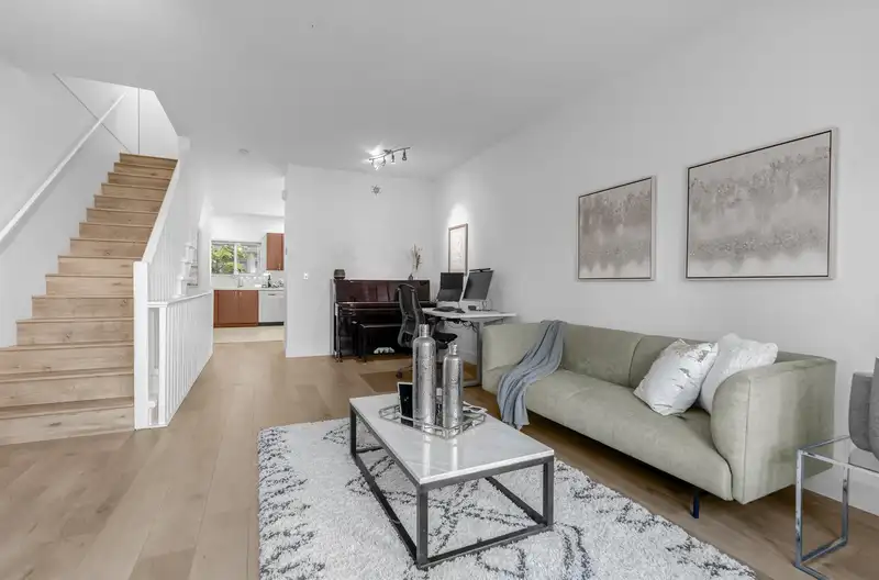30 7833 HEATHER STREET - photo 4 of 28