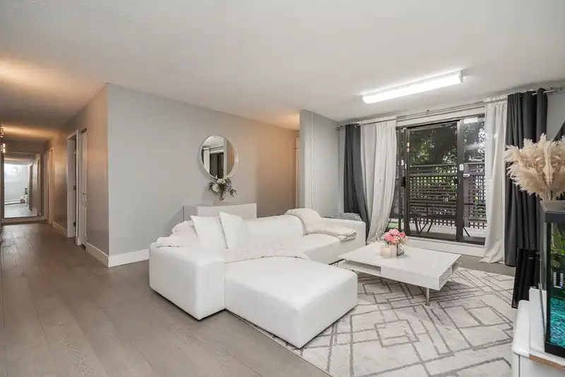 107 13977 74 AVENUE - photo 1 of 32