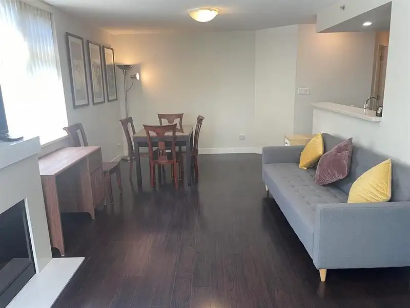 406 8180 LANSDOWNE ROAD - photo 4 of 17