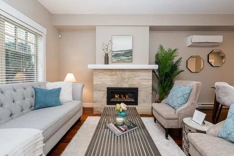 966 W 43RD AVENUE - photo 3 of 25