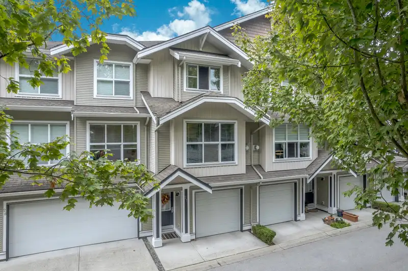 27 20460 66 AVENUE - photo 1 of 38