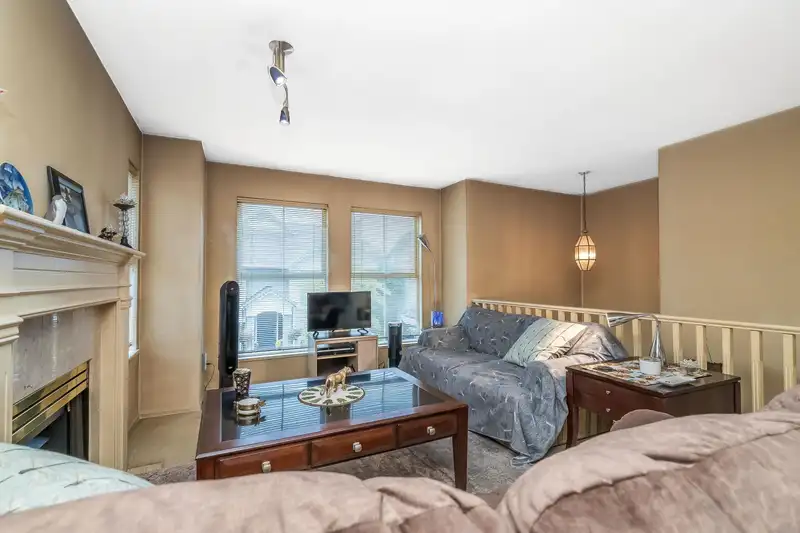 26 8716 WALNUT GROVE DRIVE - photo 4 of 40