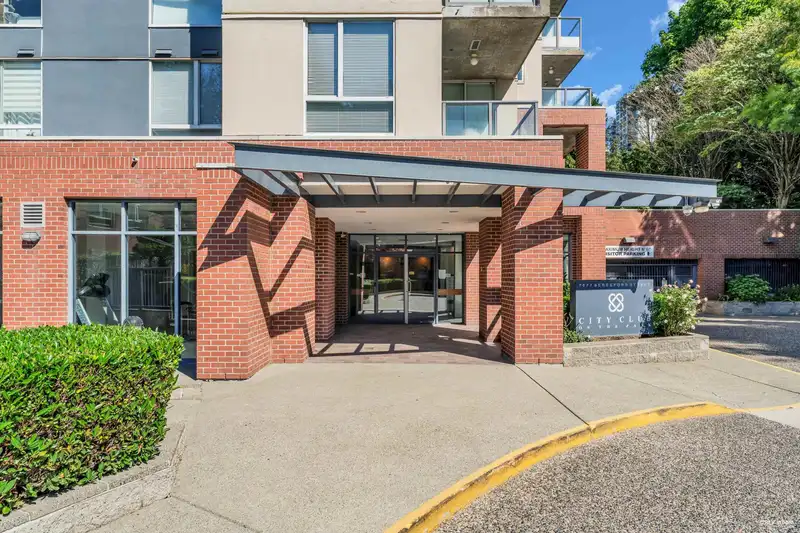 1608 7077 BERESFORD STREET - photo 2 of 39
