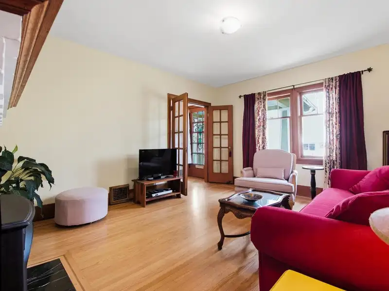 2076 TURNER STREET - photo 3 of 25