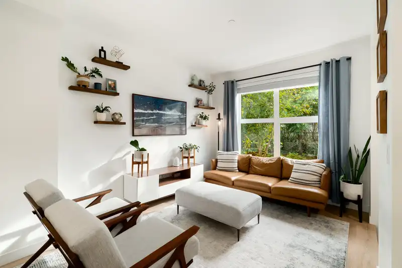 2834 HOPE STREET - photo 2 of 40