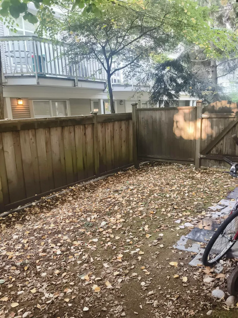 12 9000 GRANVILLE AVENUE - photo 3 of 5