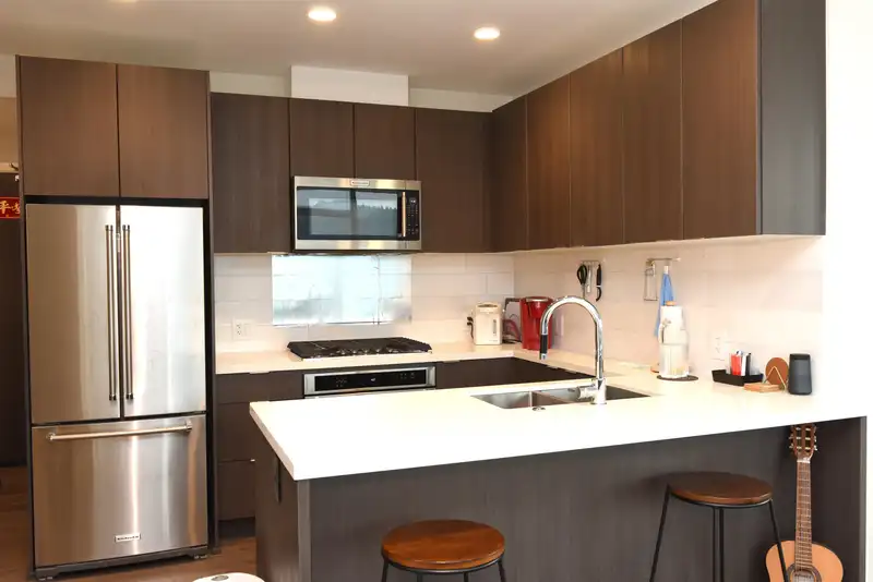 2502 530 WHITING WAY - photo 4 of 6