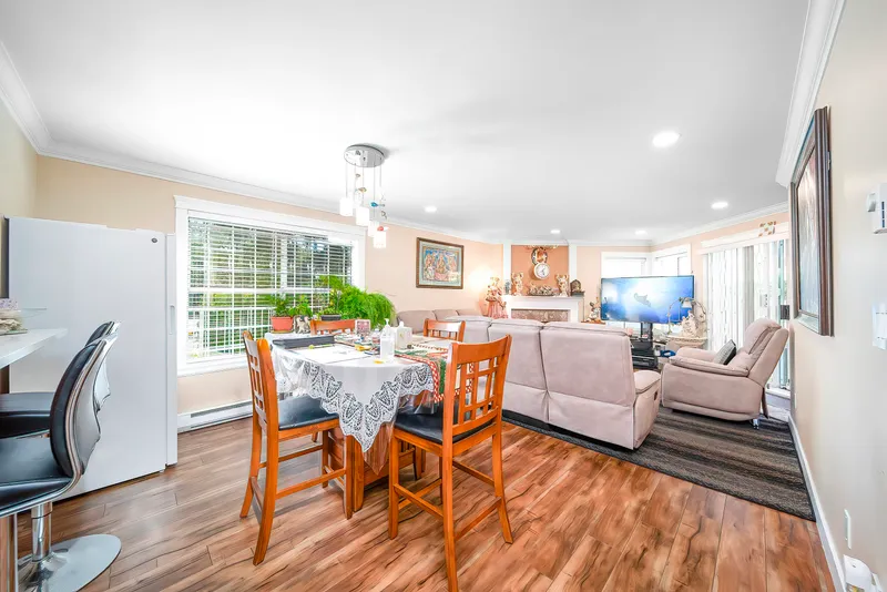 103 12633 72 AVENUE - photo 4 of 25