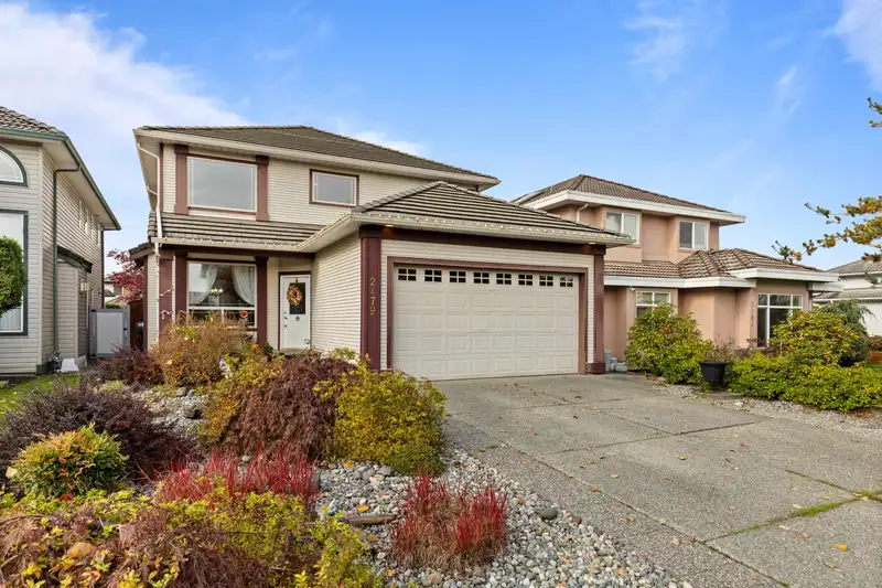 2479 TIGRIS CRESCENT - photo 1 of 38