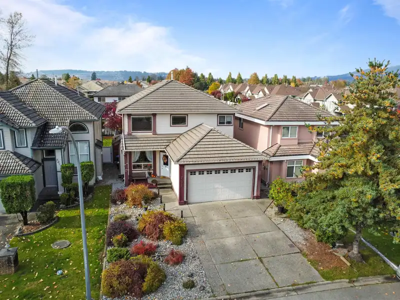 2479 TIGRIS CRESCENT - photo 2 of 38