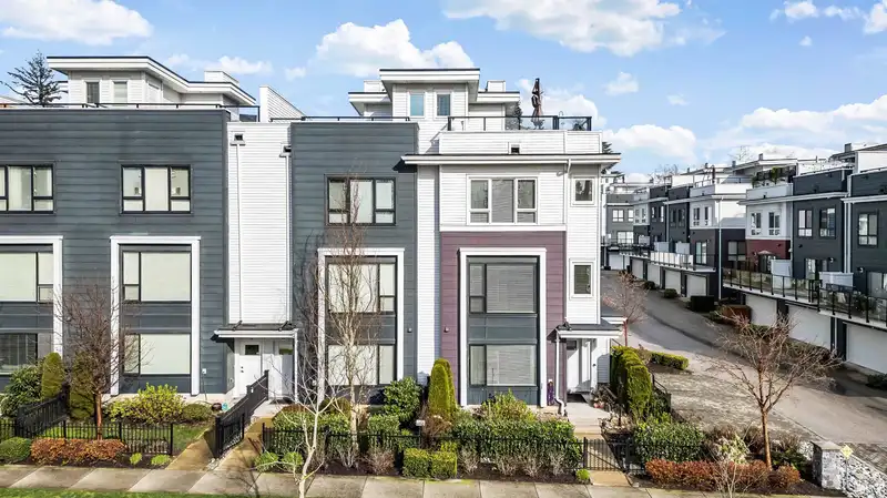 147 2280 163 STREET - photo 1 of 39