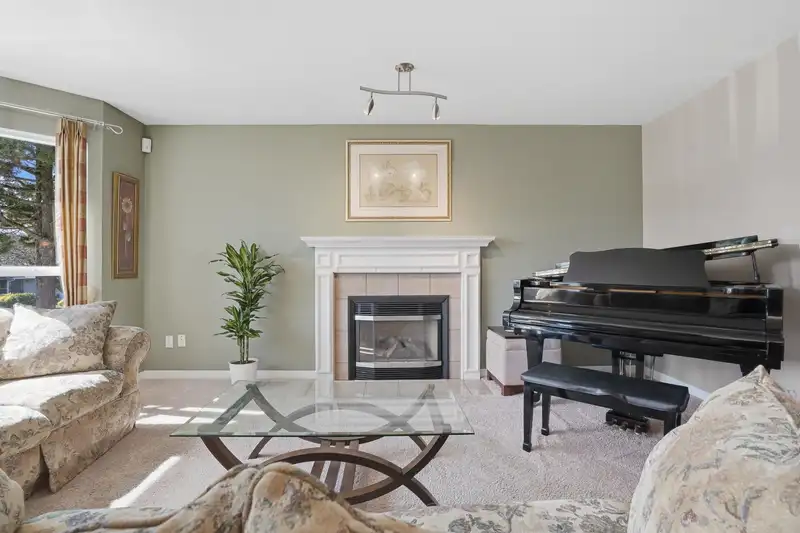 23429 SANDPIPER AVENUE - photo 4 of 25
