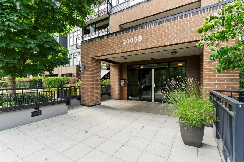 111 20058 FRASER HIGHWAY - photo 4 of 25