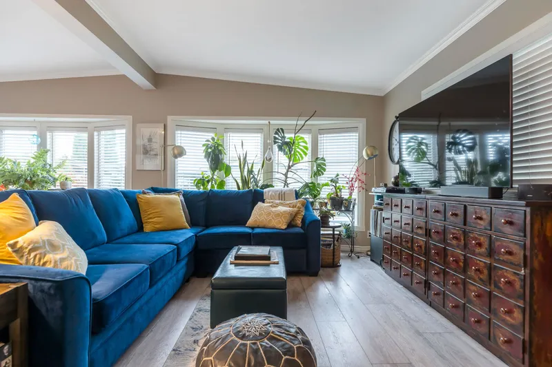 9 1640 162 STREET - photo 4 of 25