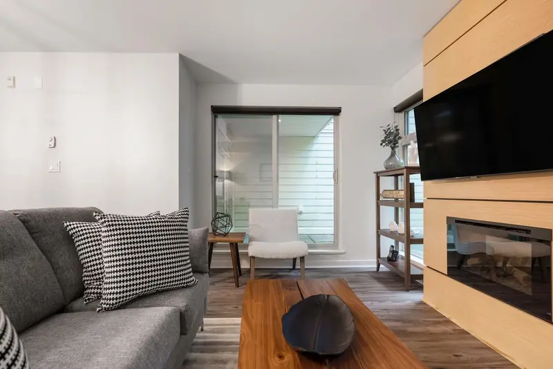 104 2832 CAPILANO ROAD - photo 3 of 25