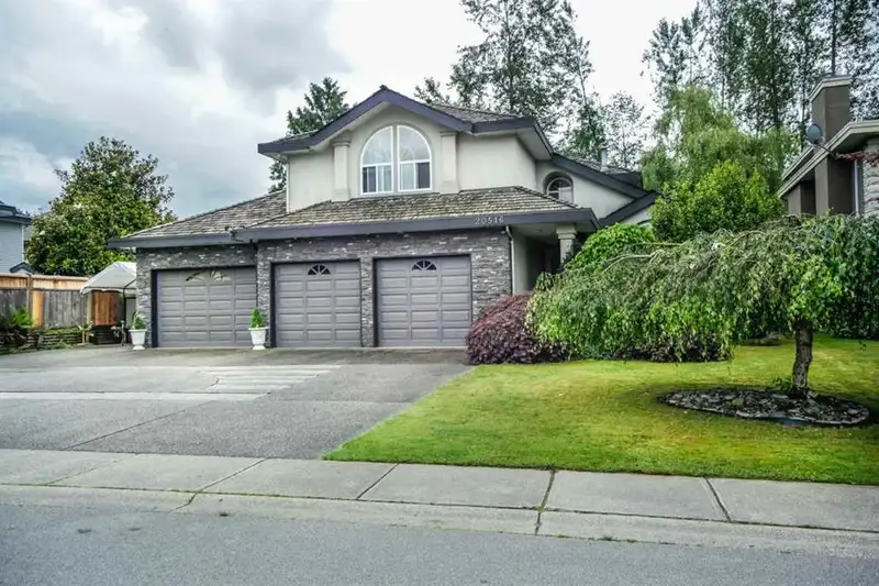 20516 124A AVENUE - photo 1 of 1