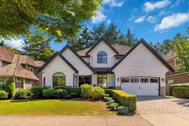 3088 162A STREET - photo 2 of 38