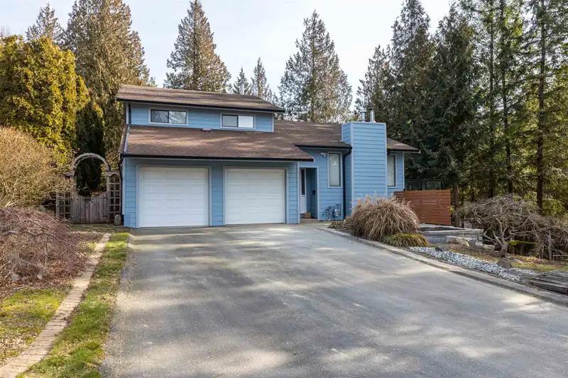 2250 SENTINEL DRIVE - photo 1 of 31