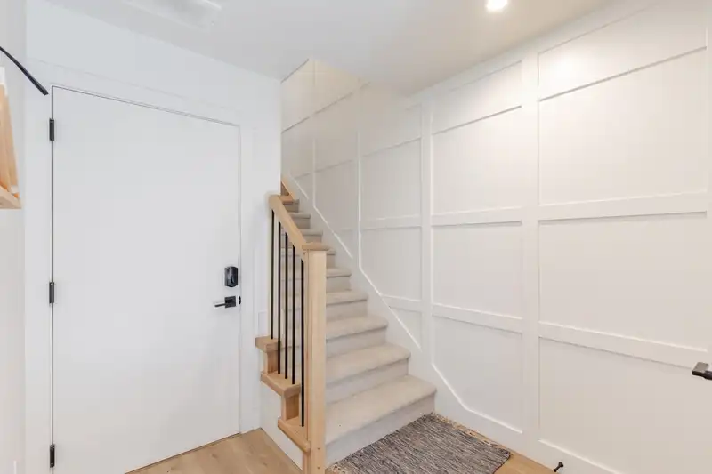 17 8450 204 STREET - photo 4 of 37