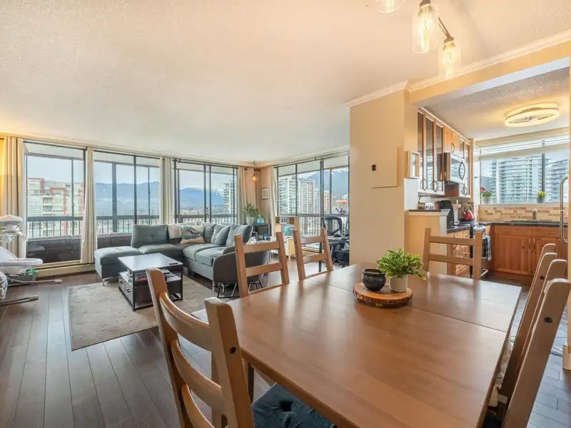 1402 114 W KEITH ROAD - photo 3 of 16