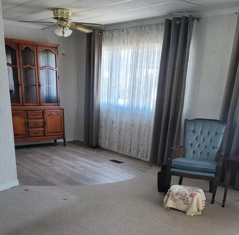 143 27111 0 AVENUE - photo 4 of 10