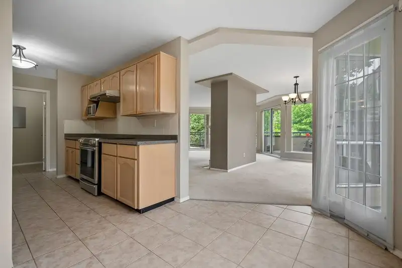 258 8600 LANSDOWNE ROAD - photo 3 of 34