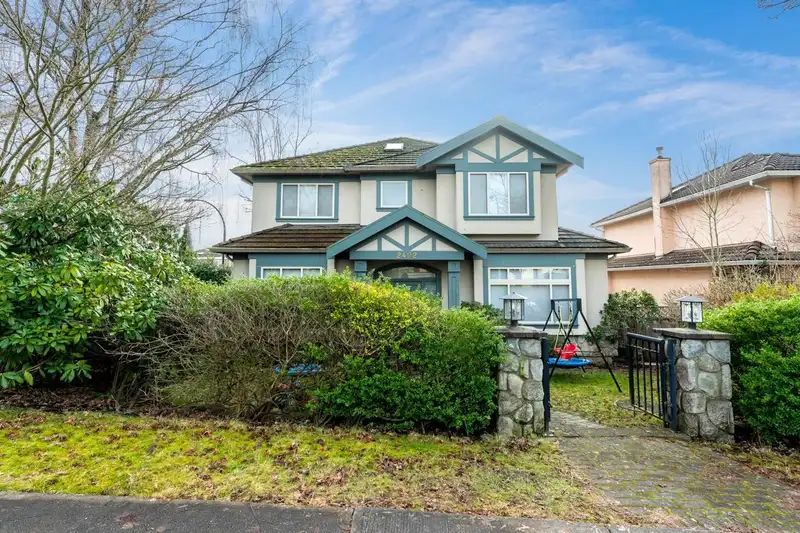 2402 W 19TH AVENUE - photo 1 of 23