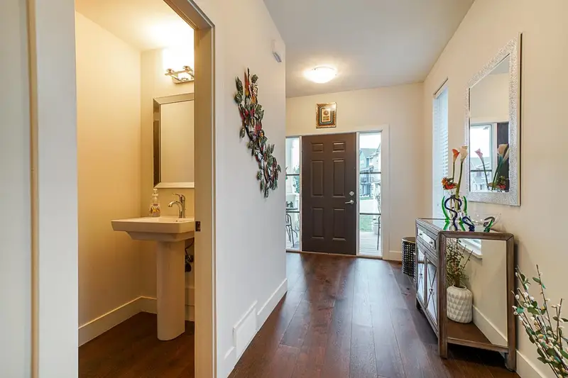 7464 ROSS DRIVE - photo 4 of 23