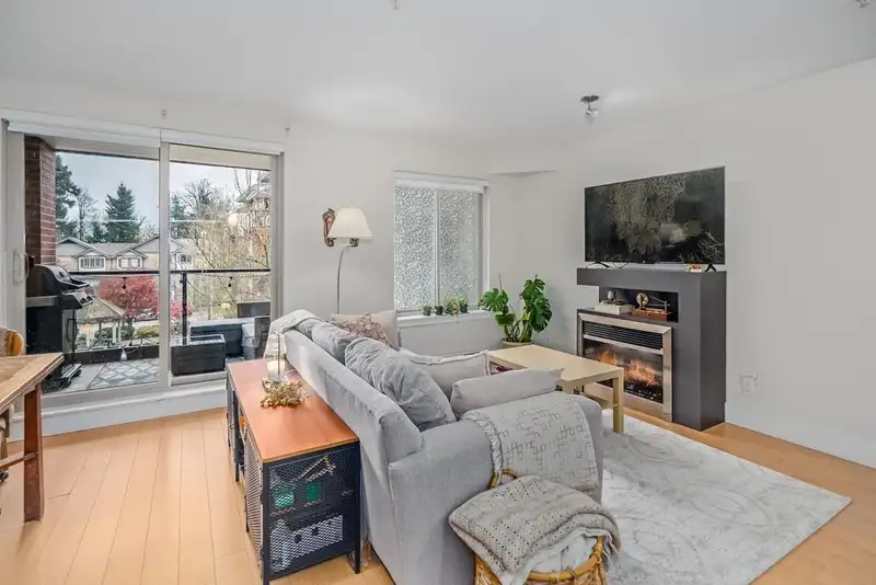 301 2233 MCKENZIE ROAD - photo 3 of 16