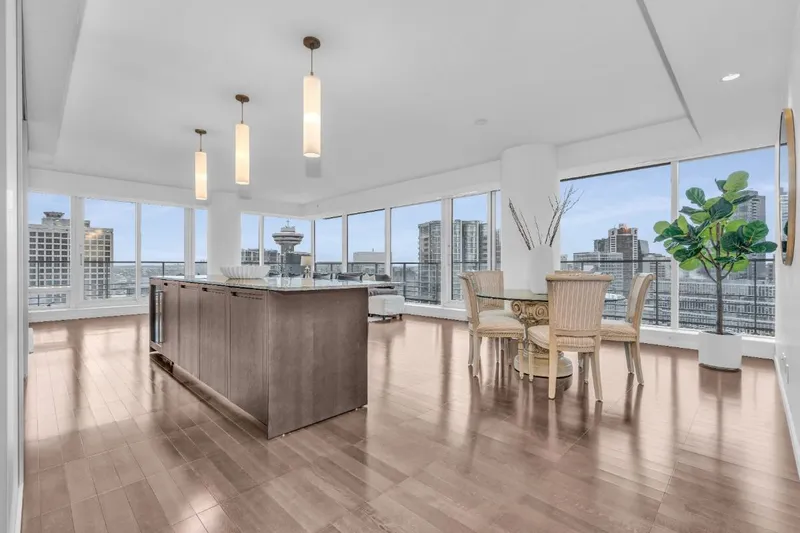 3503 1011 W CORDOVA STREET - photo 1 of 25