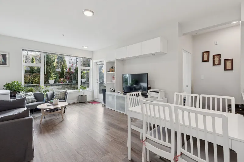 124 10838 WHALLEY BOULEVARD - photo 3 of 25