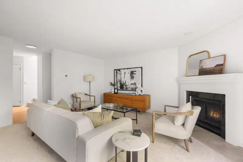 102 12747 16 AVENUE - photo 1 of 25