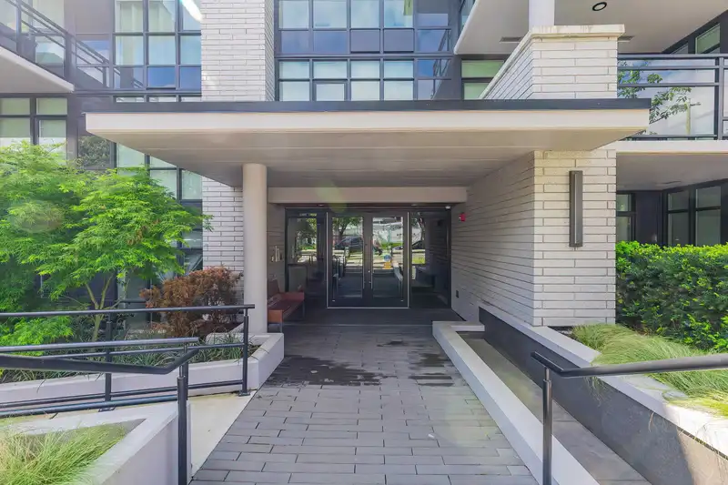 106 458 W 63RD AVENUE - photo 1 of 25