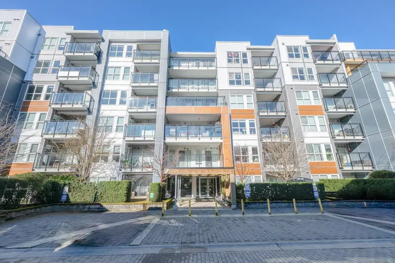 201 10177 RIVER DRIVE - photo 1 of 21