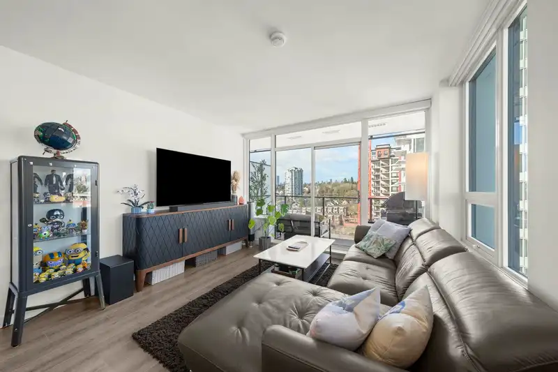 1705 823 CARNARVON STREET - photo 1 of 40