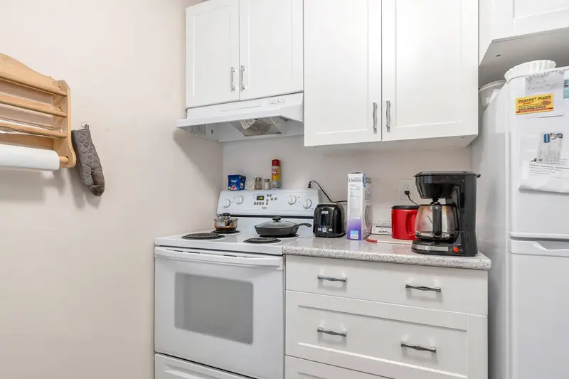 109A 8635 120 STREET - photo 4 of 24