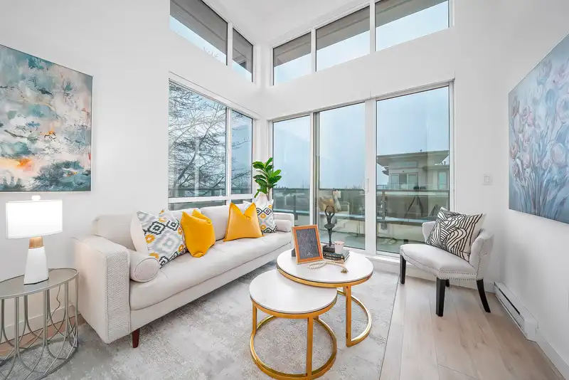 611 7169 14TH AVENUE - photo 4 of 40
