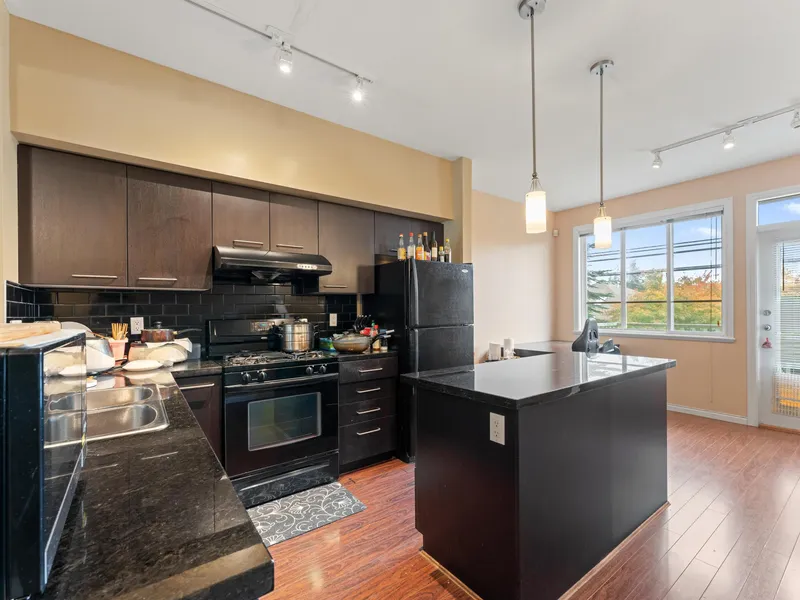 27 8080 FRANCIS ROAD - photo 3 of 20