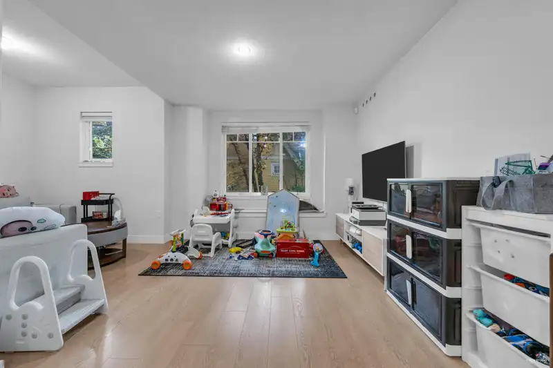 15 9780 GENERAL CURRIE ROAD - photo 4 of 34