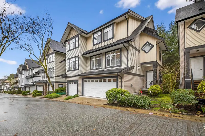 17 19932 70 AVENUE - photo 2 of 25