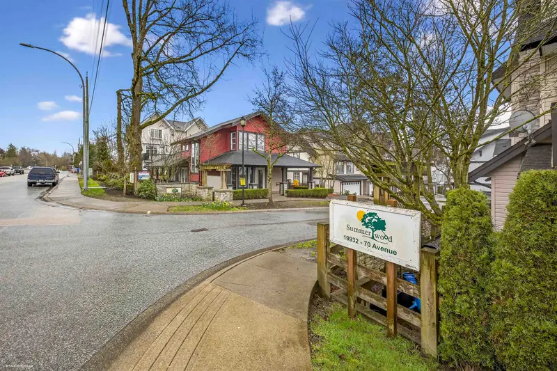 17 19932 70 AVENUE - photo 3 of 25