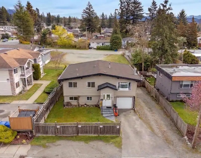 7570 MAY STREET - photo 4 of 30