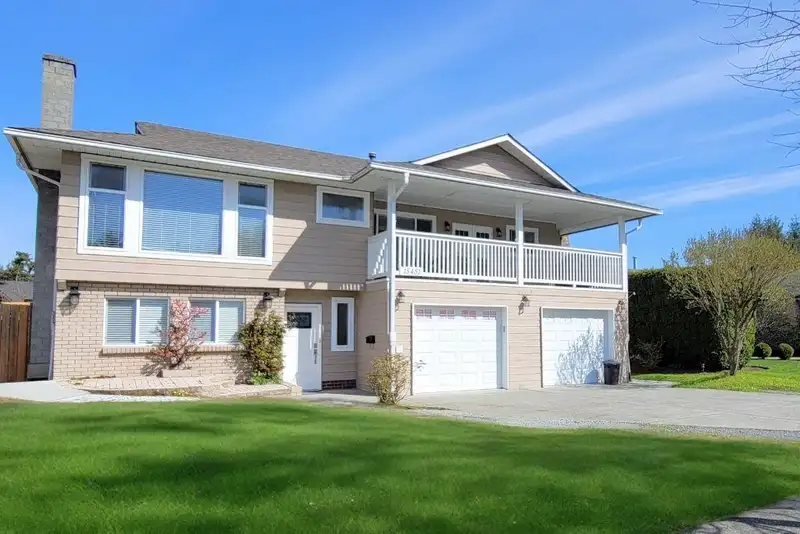 15451 ROPER AVENUE - photo 1 of 23