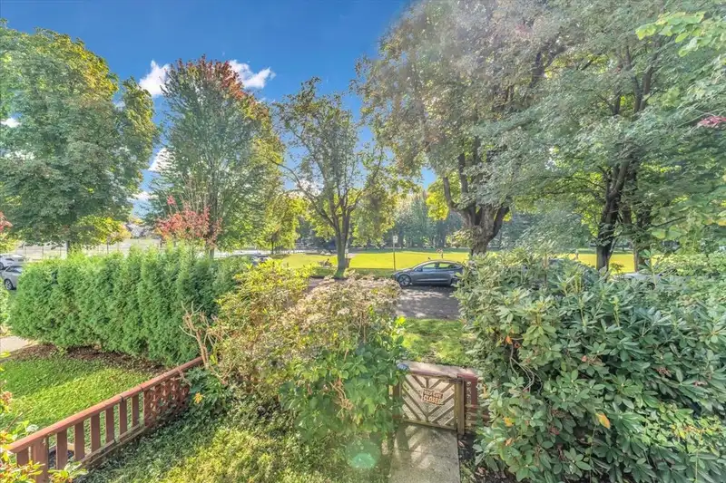 755 W 18TH AVENUE - photo 4 of 17