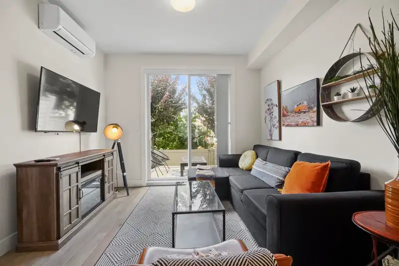 12 2505 WARE STREET - photo 3 of 15