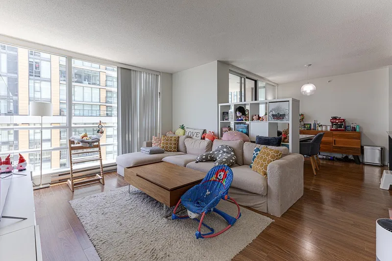 904 3111 CORVETTE WAY - photo 4 of 20