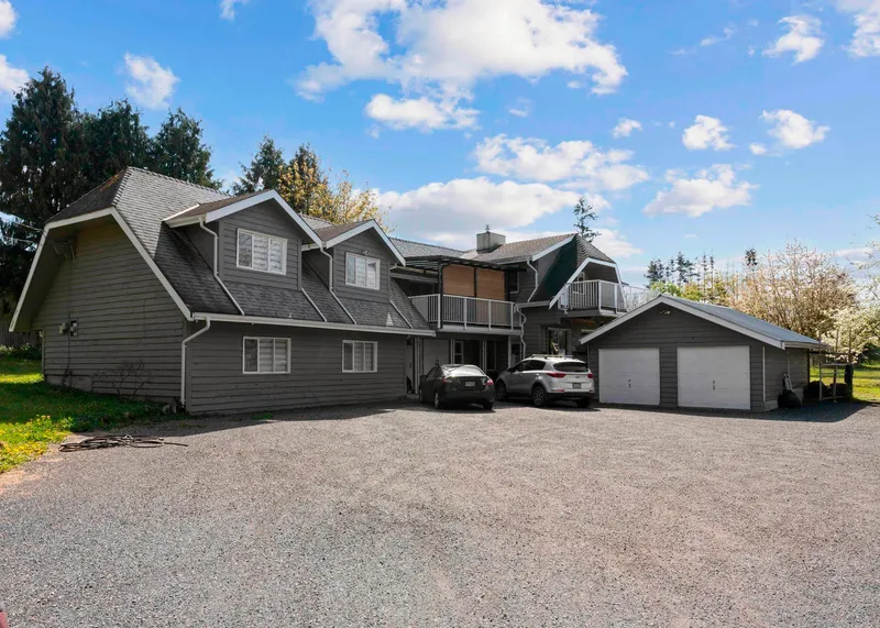 25412 58 AVENUE - photo 1 of 25